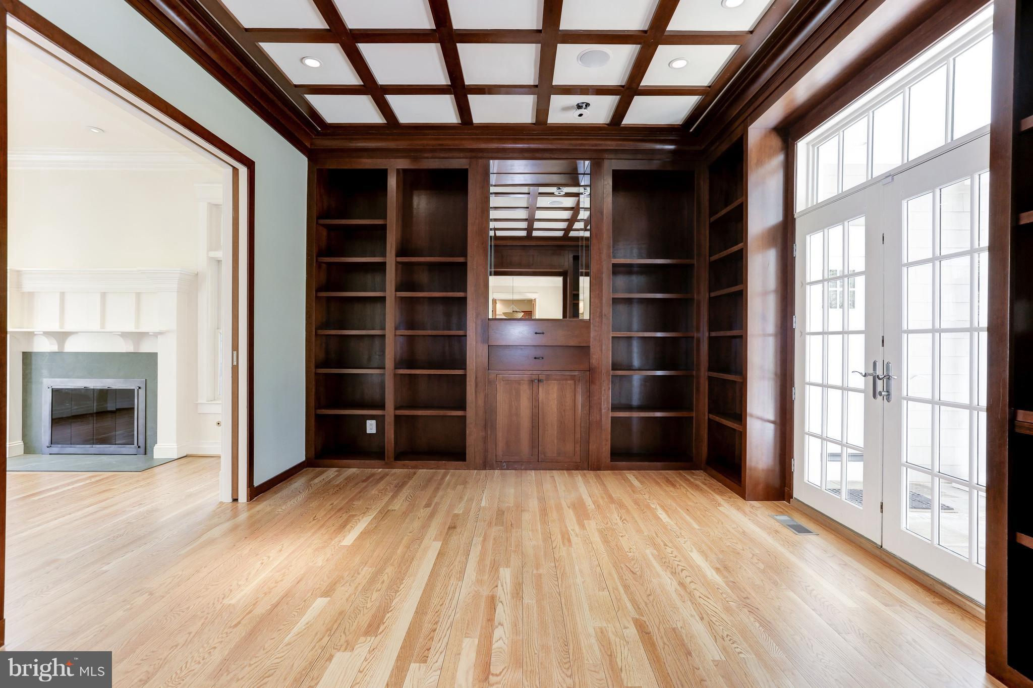 8610 Fernwood Road Bethesda, MD 20817 - Photo 4 of 30 a view of empty room with windows