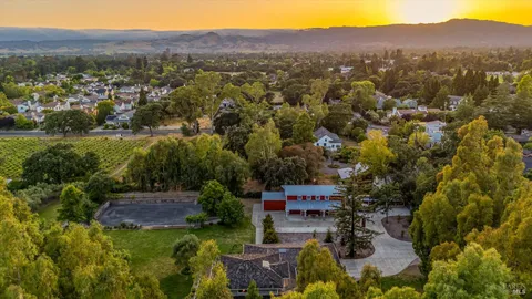 $5,300,000 | 585 Denmark Street, Sonoma, CA 95476