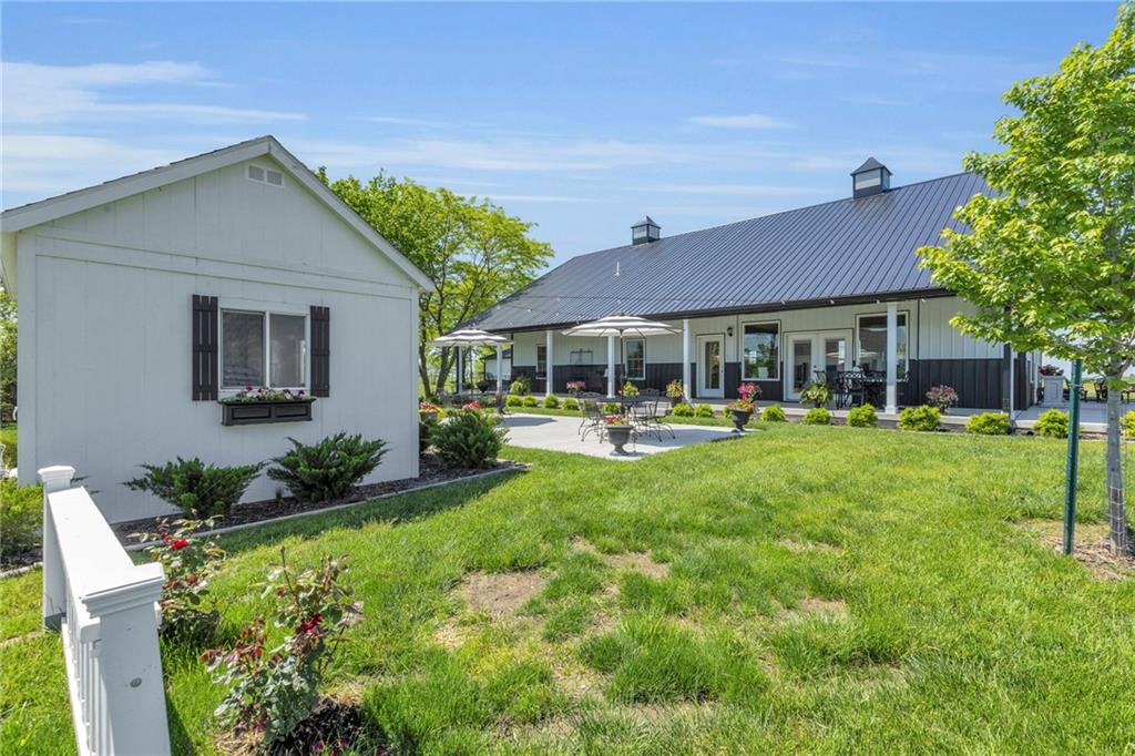 36987 Somerset Road Lacygne, KS 66040 - Photo 2 of 63