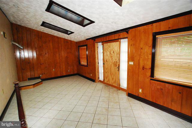 9529 Ridgely Avenue Baltimore, MD 21234 - Photo 14 of 17 Family Room off kitchen w/skylights