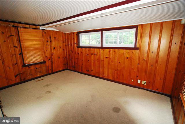 9529 Ridgely Avenue Baltimore, MD 21234 - Photo 6 of 17 Dining Room off kitchen