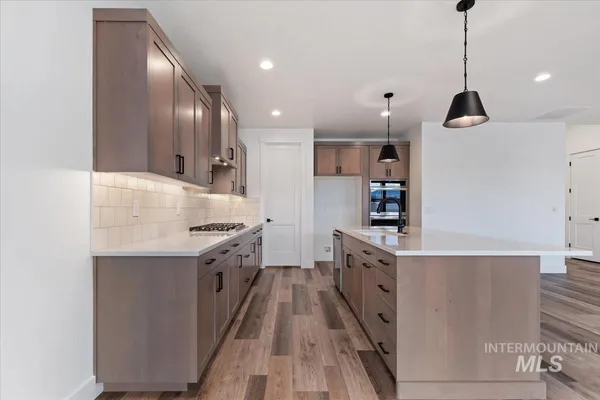 $2,800 | 698 North Morning Glory Way, Eagle, ID 83616