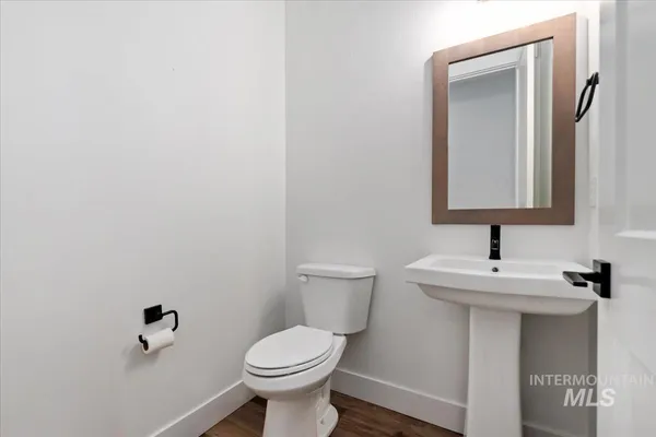 $2,800 | 698 North Morning Glory Way, Eagle, ID 83616