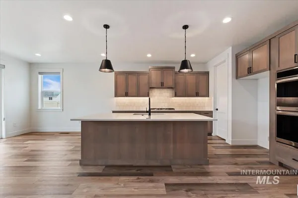 $2,800 | 698 North Morning Glory Way, Eagle, ID 83616