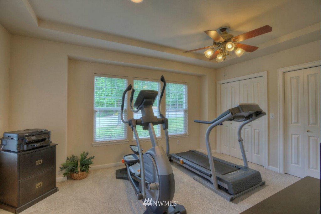 3315 Aberdeen Avenue Northeast Renton, WA 98056 - Photo 11 of 21 Gallery Image 11