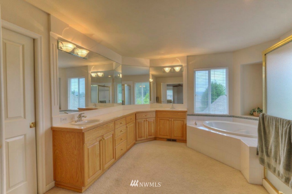 3315 Aberdeen Avenue Northeast Renton, WA 98056 - Photo 16 of 21 Gallery Image 16