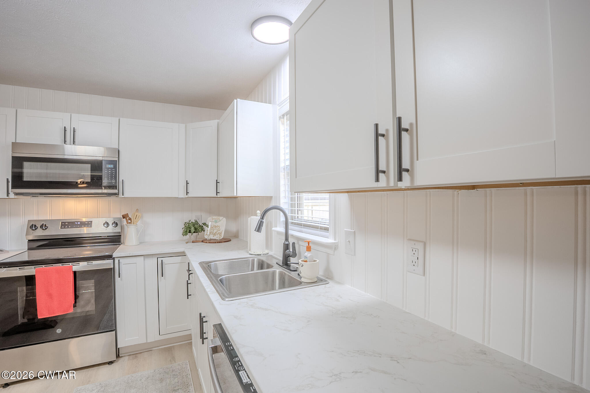 549 Raines Springs Road Jackson, TN 38301 - Photo 8 of 20 Kitchen 3