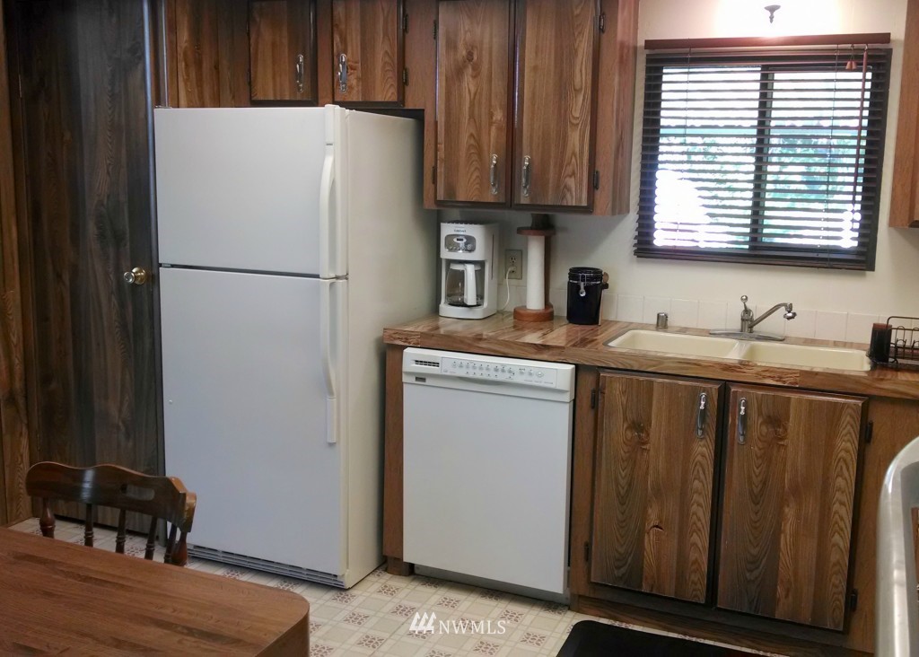 1301 Merchants Road Forks, WA 98331 - Photo 7 of 14 Gallery Image 7