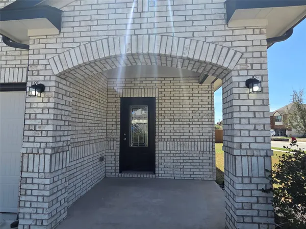 $1,995 | 8902 Grand Western, Converse, TX 78109