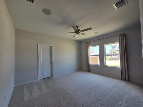 $1,995 | 8902 Grand Western, Converse, TX 78109