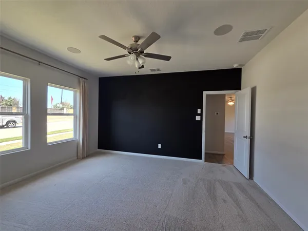 $1,995 | 8902 Grand Western, Converse, TX 78109