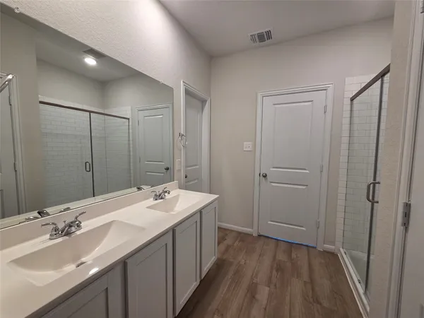 $1,995 | 8902 Grand Western, Converse, TX 78109