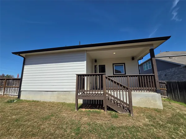 $1,995 | 8902 Grand Western, Converse, TX 78109