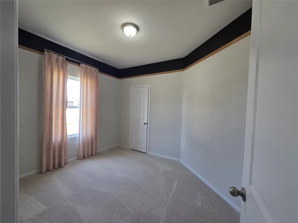 $1,995 | 8902 Grand Western, Converse, TX 78109