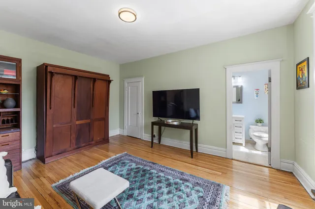 $220,000 | 1514 17th Street Northwest, Unit 311, Washington, DC 20036