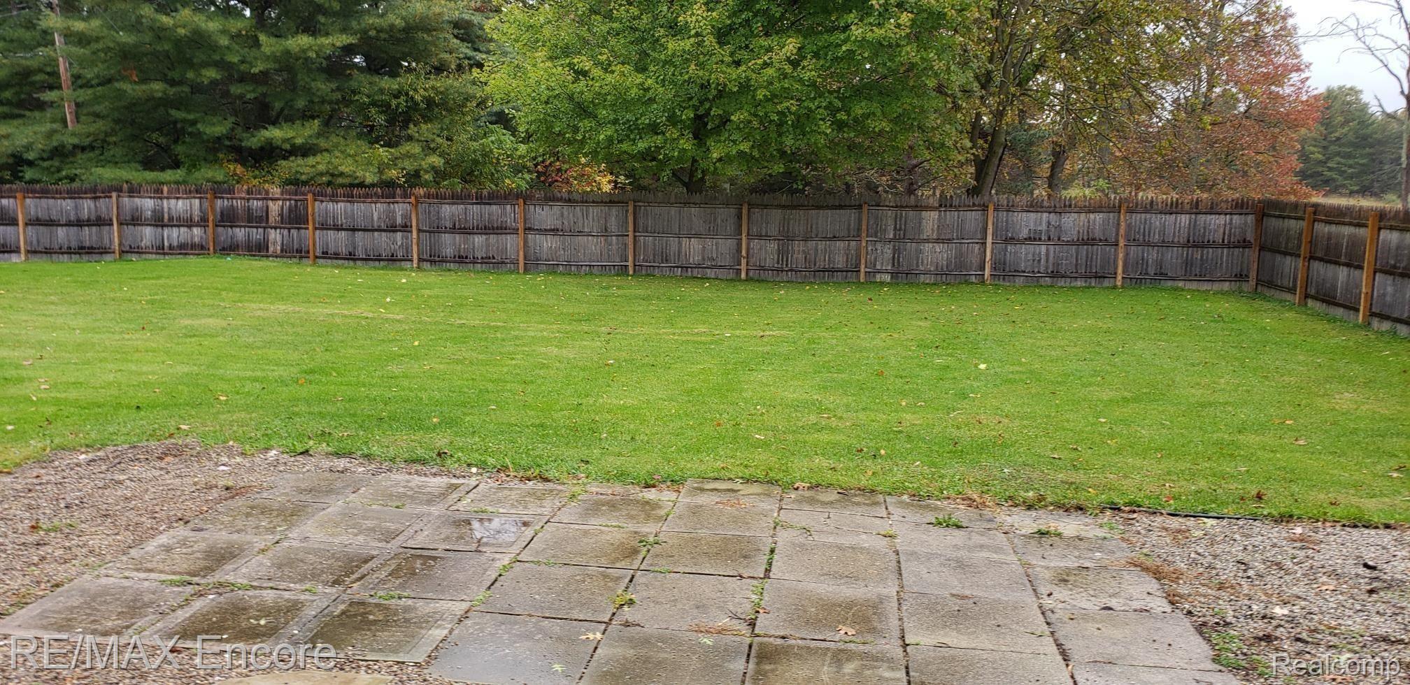 7820 Milford Road Holly, MI 48442 - Photo 68 of 80 PATIO OFF KITCHEN