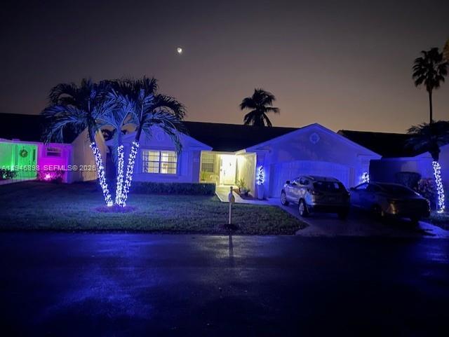 600 Southeast 25th Lane Homestead, FL 33033 - Photo 13 of 25 a view of a livingroom with furniture