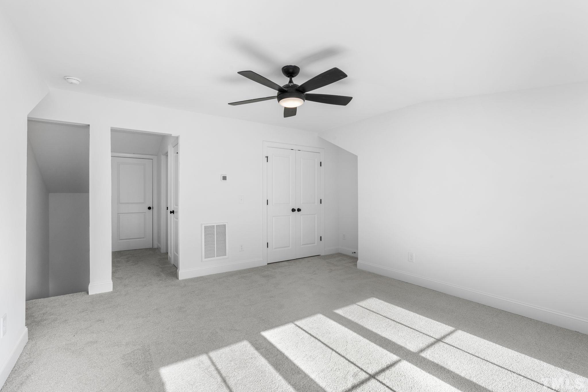 5711 Parker Pines Raleigh, NC 27609 - Photo 21 of 42 Gallery Image 21