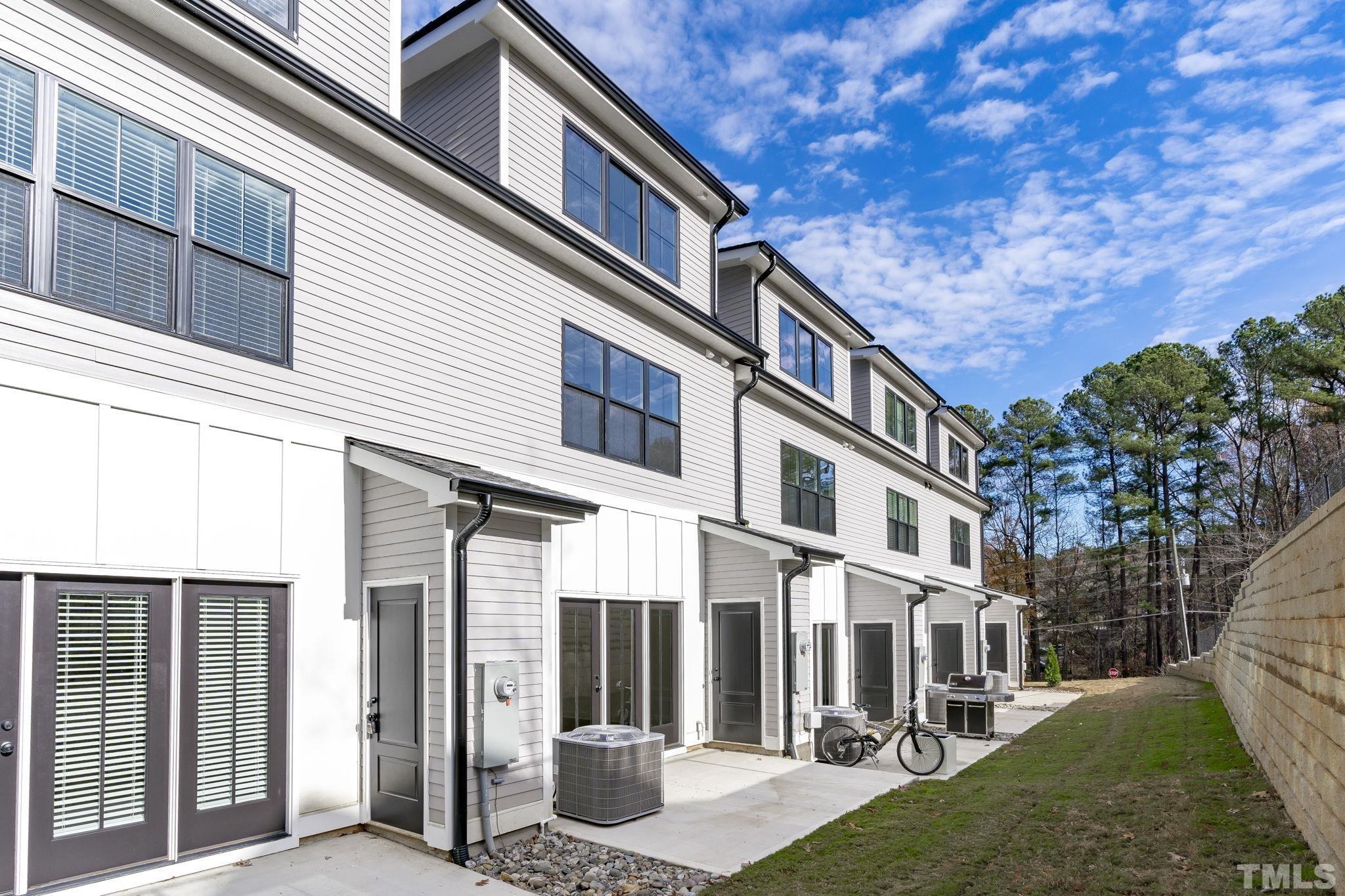 5711 Parker Pines Raleigh, NC 27609 - Photo 29 of 42 Gallery Image 29