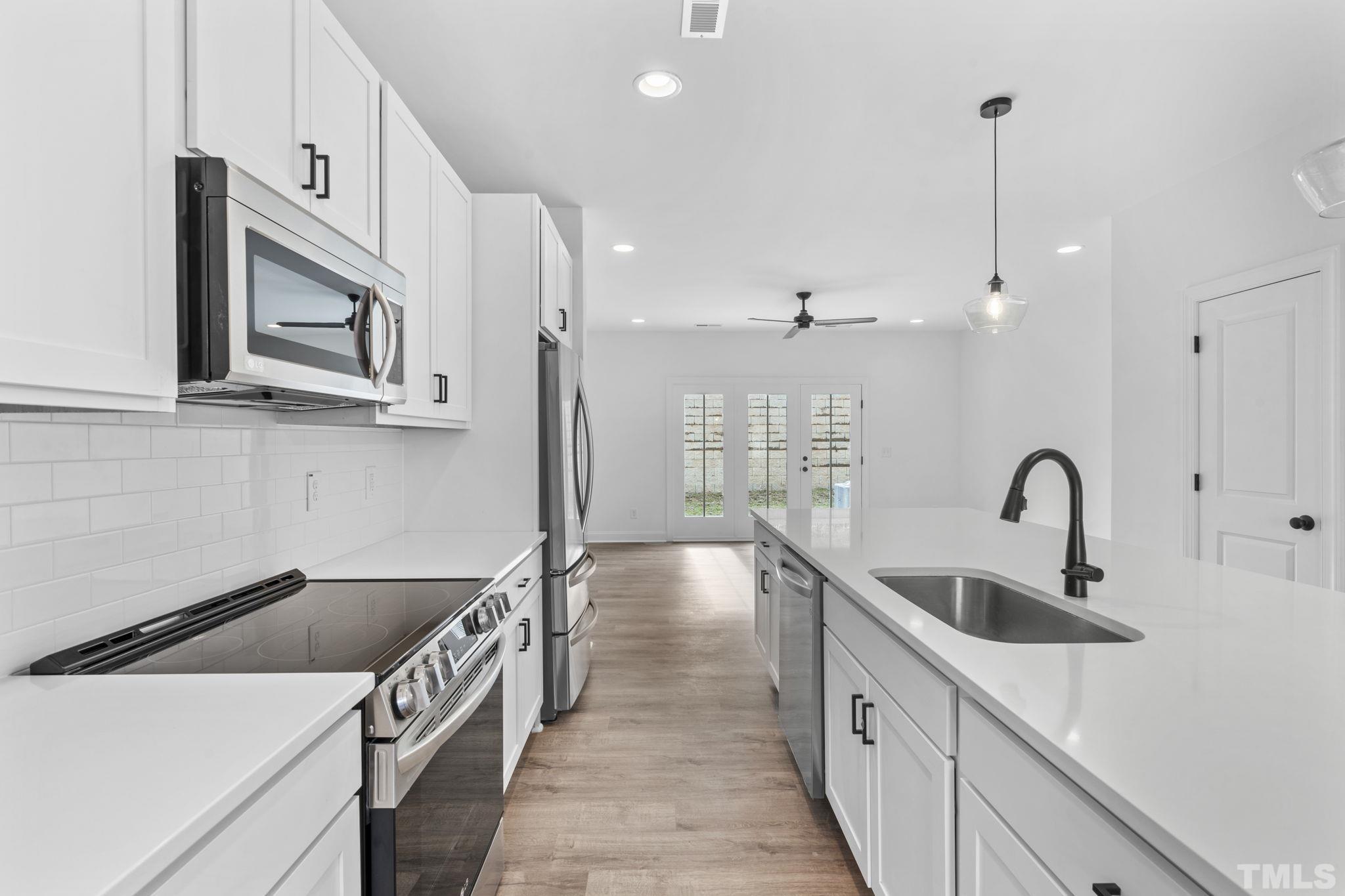 5711 Parker Pines Raleigh, NC 27609 - Photo 4 of 42 Gallery Image 4