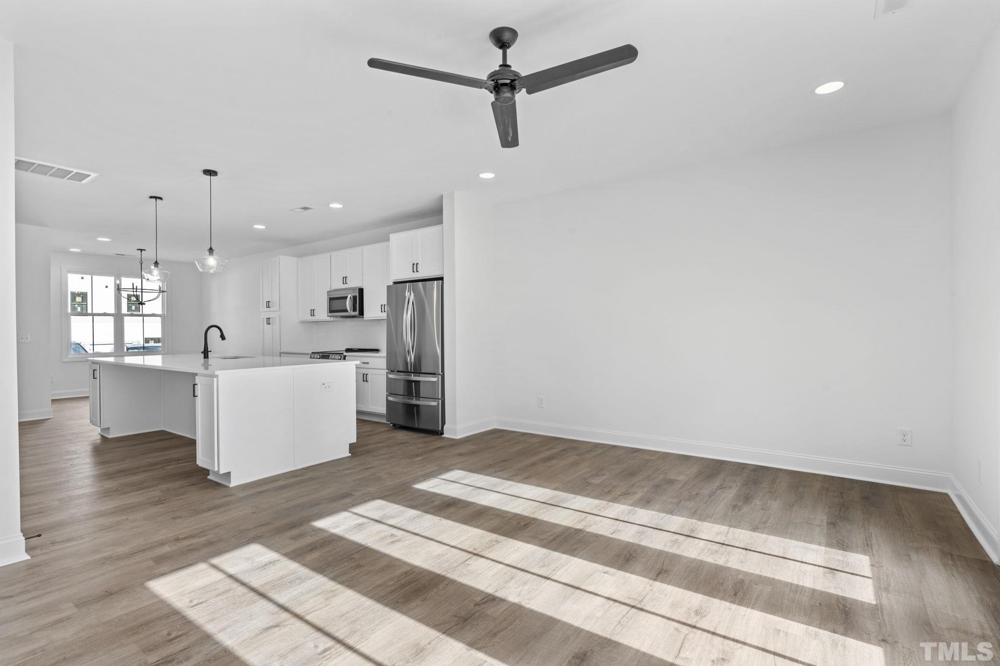5711 Parker Pines Raleigh, NC 27609 - Photo 7 of 42 Gallery Image 7