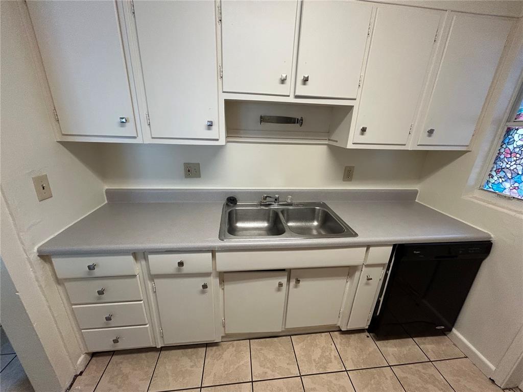 217 Northwest 36th Drive Gainesville, FL 32607 - Photo 14 of 22