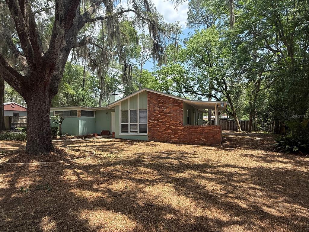 217 Northwest 36th Drive Gainesville, FL 32607 - Photo 2 of 22
