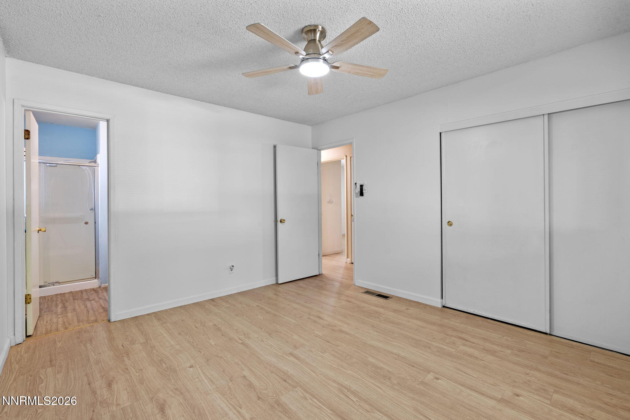 7720 Fowler Avenue Reno, NV 89506 - Photo 10 of 26 19-web-or-mls-DSC00483