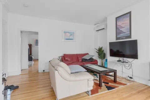 $2,395,000 | 407 A Broadway, Cambridge, MA 02138