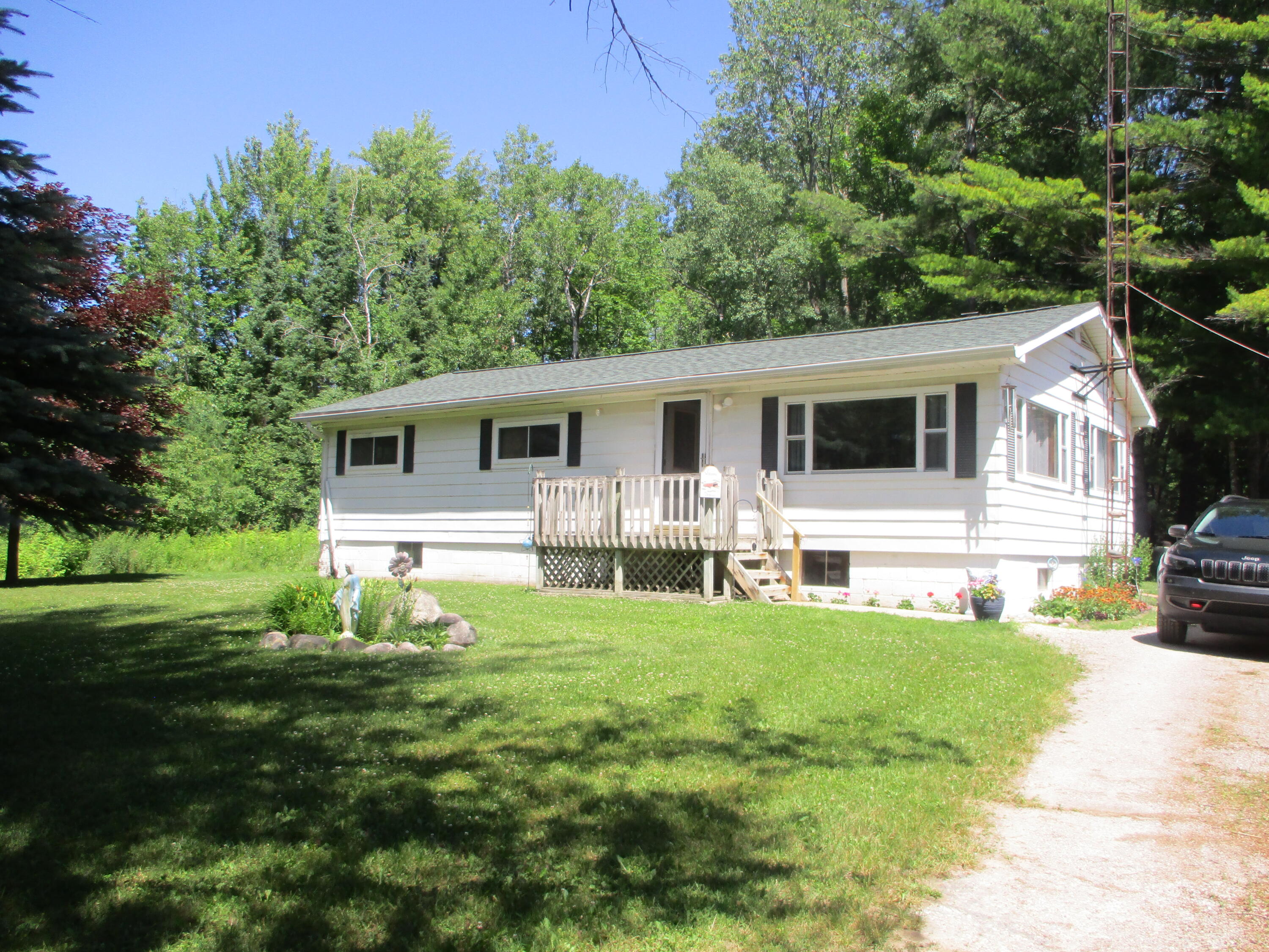 2875 South Manning Hill Road Lachine, MI 49753 - Photo 1 of 18 Gallery Image 1
