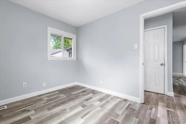 $1,300 | 332 Banff Circle, St. Louis, MO 63137