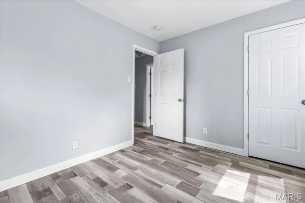 $1,300 | 332 Banff Circle, St. Louis, MO 63137