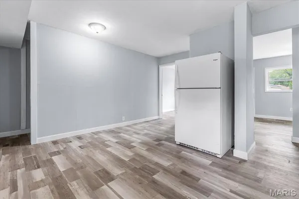$1,300 | 332 Banff Circle, St. Louis, MO 63137
