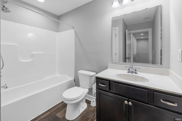 $305,000 | 1403 Abby Lane, Huntingburg, IN 47542