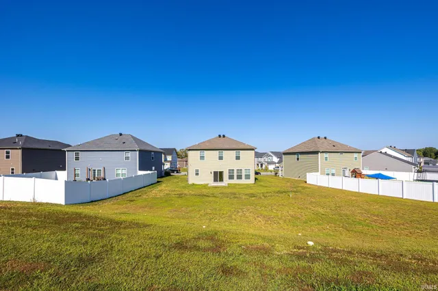 $305,000 | 1403 Abby Lane, Huntingburg, IN 47542