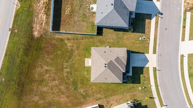 $305,000 | 1403 Abby Lane, Huntingburg, IN 47542