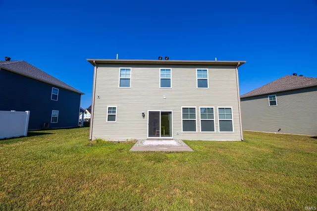 $305,000 | 1403 Abby Lane, Huntingburg, IN 47542