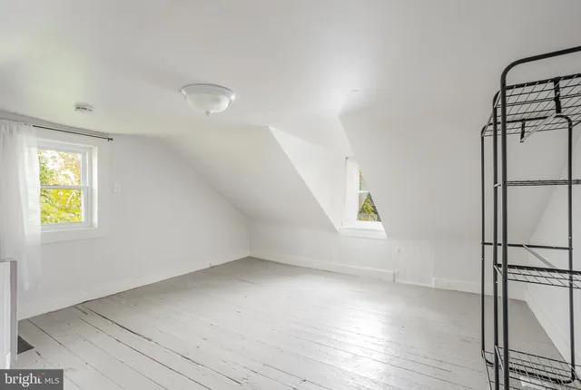 a view of a pathway of a house