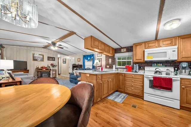 $119,900 | 20356 Northeast 143rd Street, Salt Springs, FL 32134