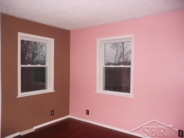 7055 Sarle Road Freeland, MI 48623 - Photo 5 of 24 31274874-4.JPG