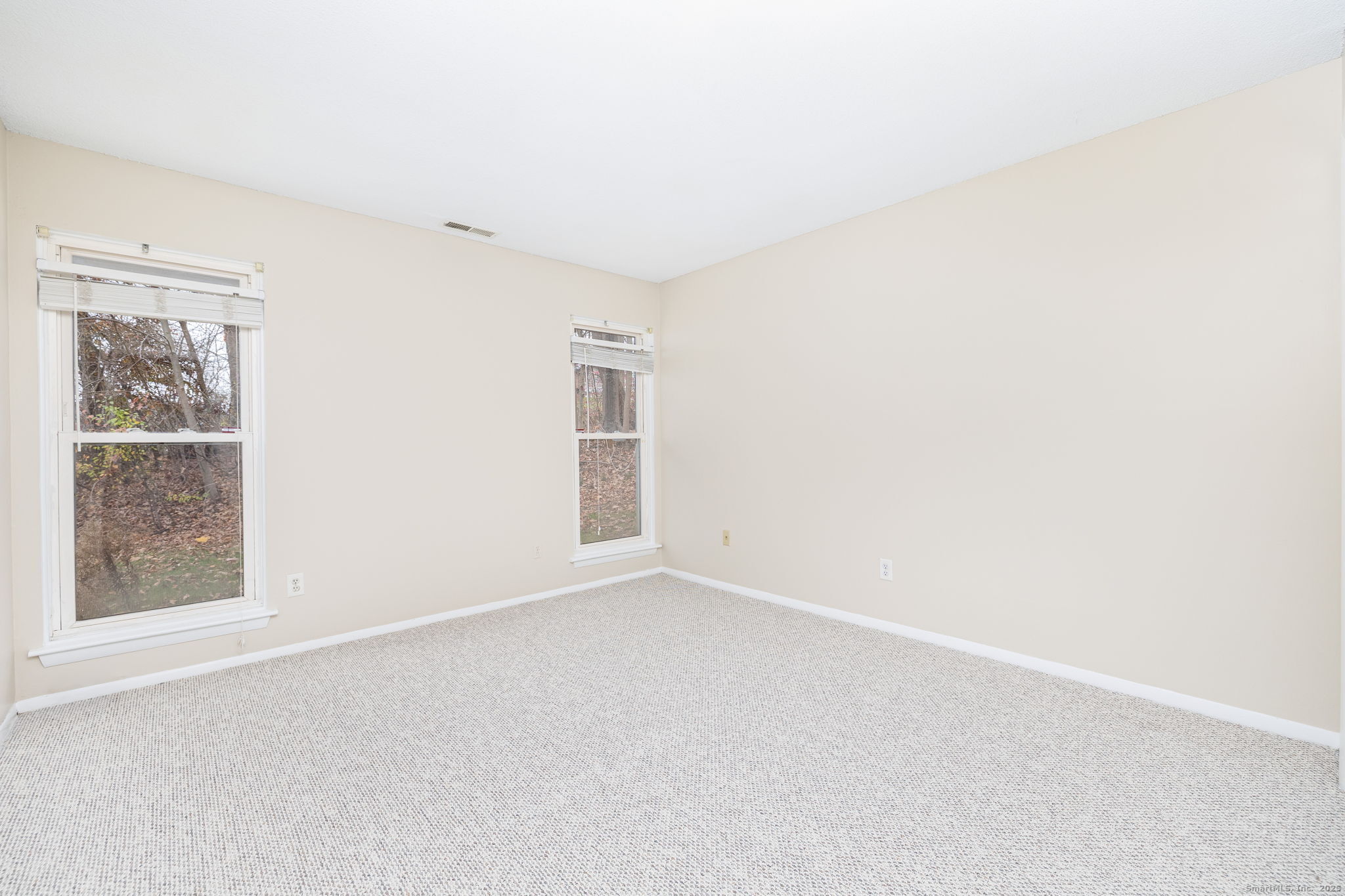 16 Springdale Road, Unit 16 Cromwell, CT 06416 - Photo 17 of 36 an empty room with a window