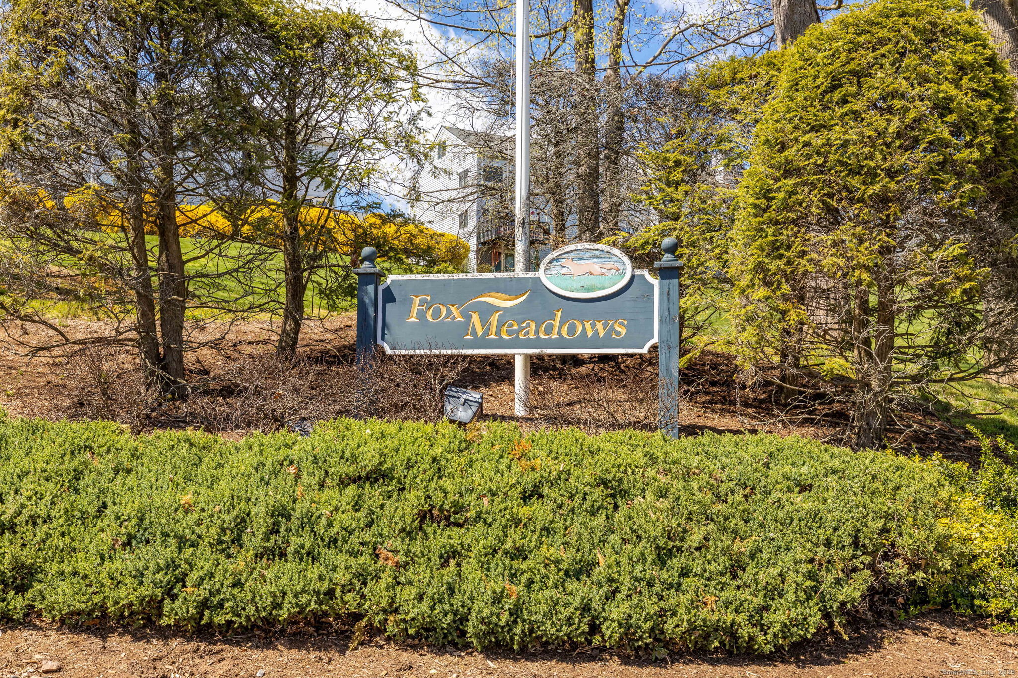 16 Springdale Road, Unit 16 Cromwell, CT 06416 - Photo 23 of 36 a sign board with a street sign