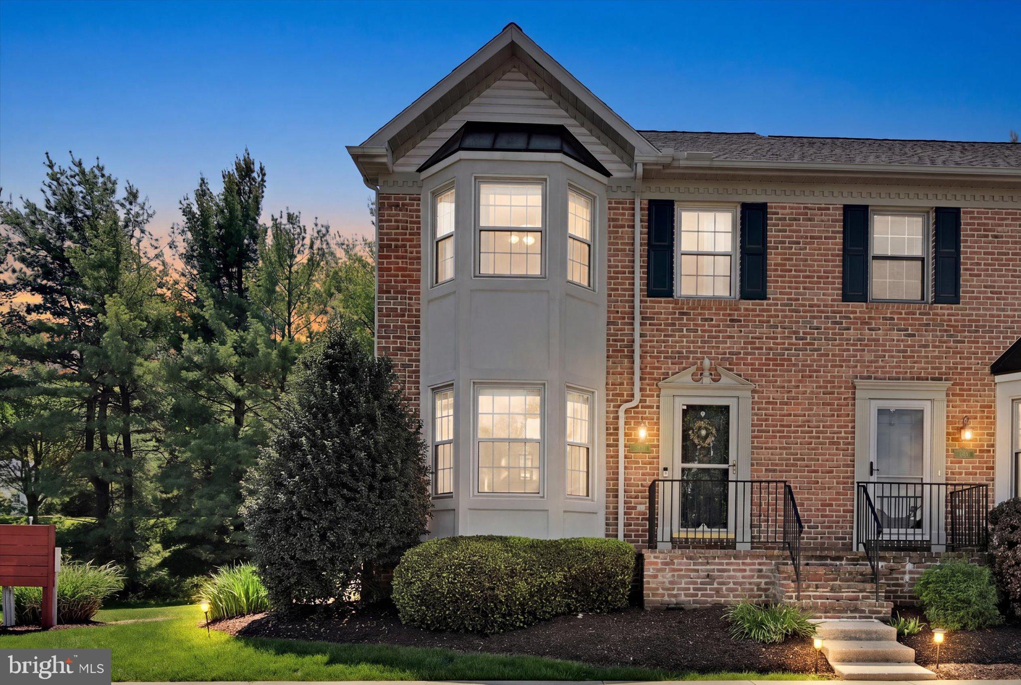 339 Cobblestone Lane Lancaster, PA 17601 - Photo 3 of 39
