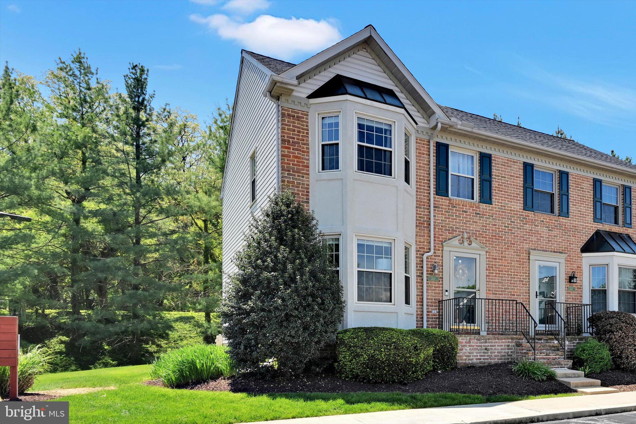 339 Cobblestone Lane Lancaster, PA 17601 - Photo 5 of 39