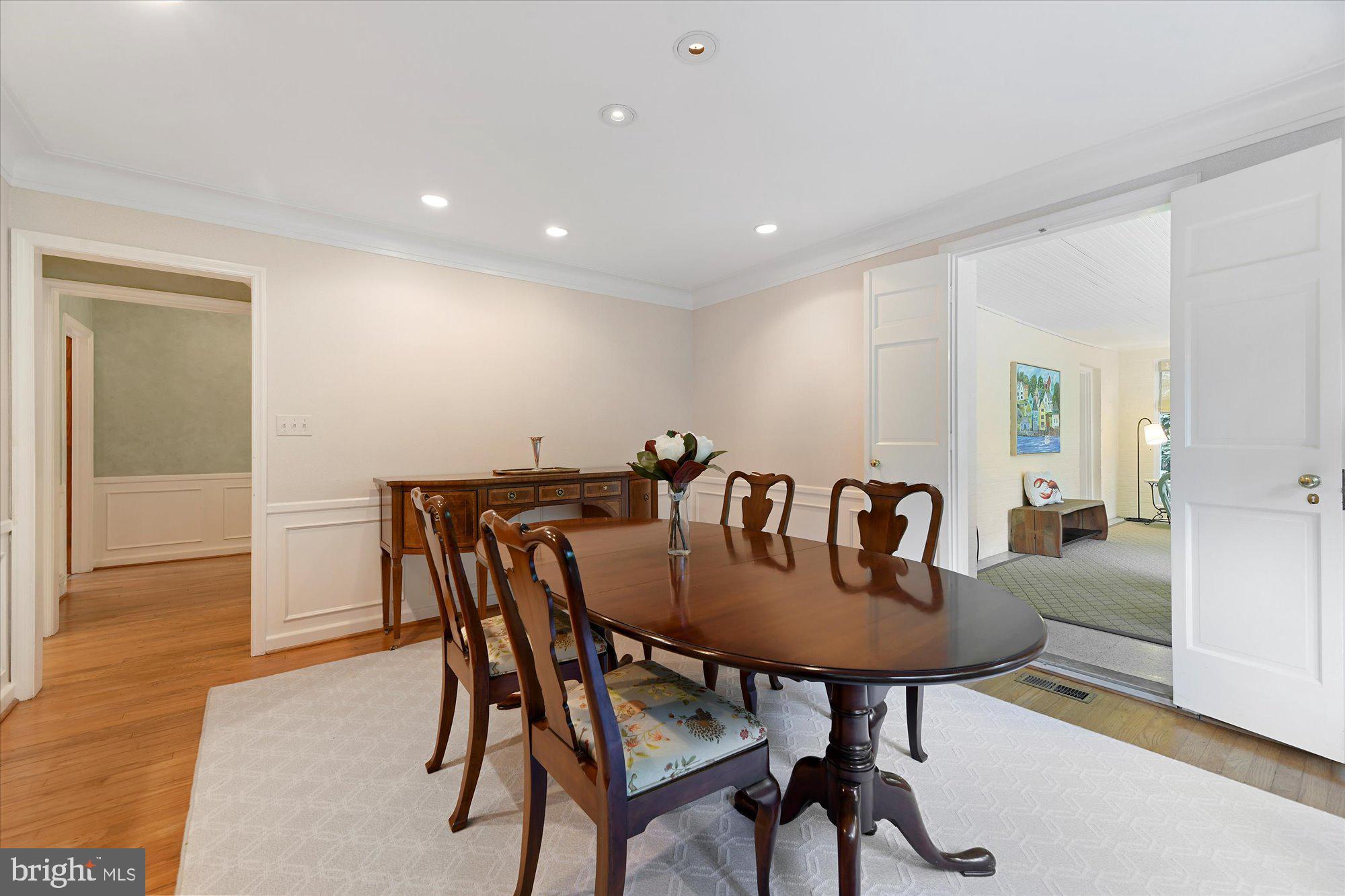 102 Castlewood Road Baltimore, MD 21210 - Photo 35 of 74 Private and large for your intimate dinner parties