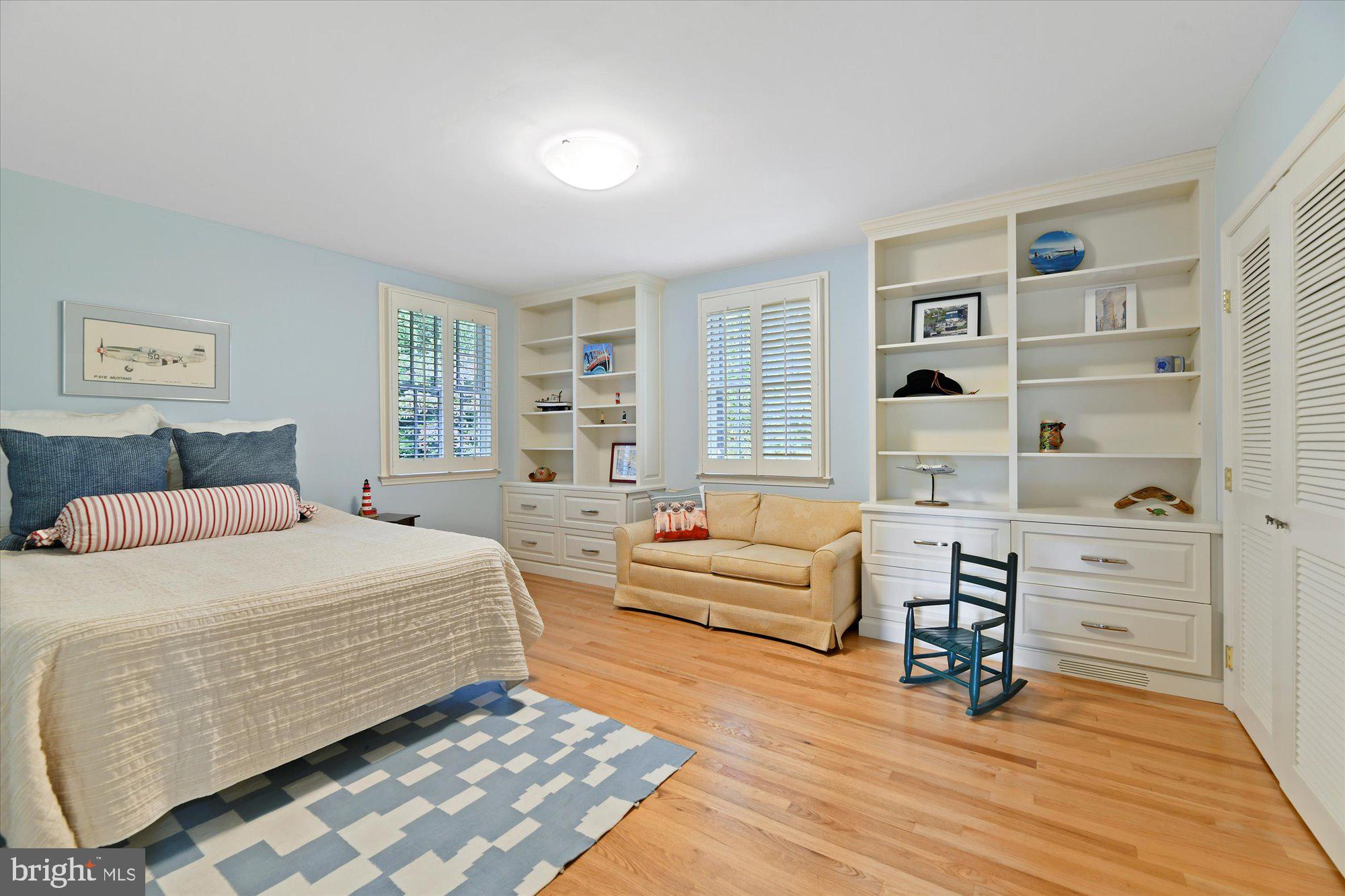 102 Castlewood Road Baltimore, MD 21210 - Photo 42 of 74 Bedroom #2 beautiful built ins + large closets