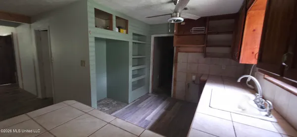 $150,000 | 2002 Sherwood Drive, McComb, MS 39648
