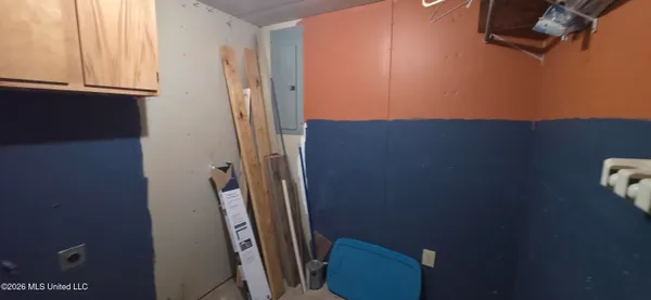 $150,000 | 2002 Sherwood Drive, McComb, MS 39648