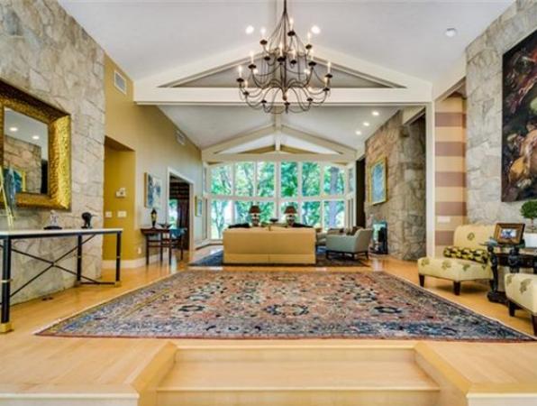 427 Silver Hill Road Concord, MA 01742 - Photo 3 of 30 Gallery Image 3