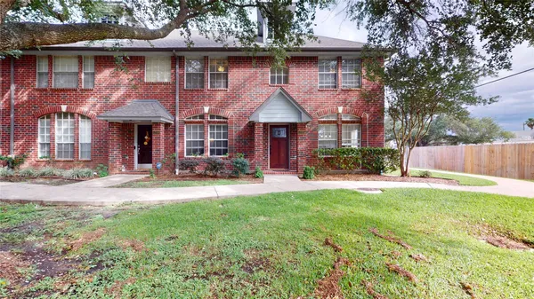 $285,000 | 1205 El Camino Drive, Houston, TX 77058